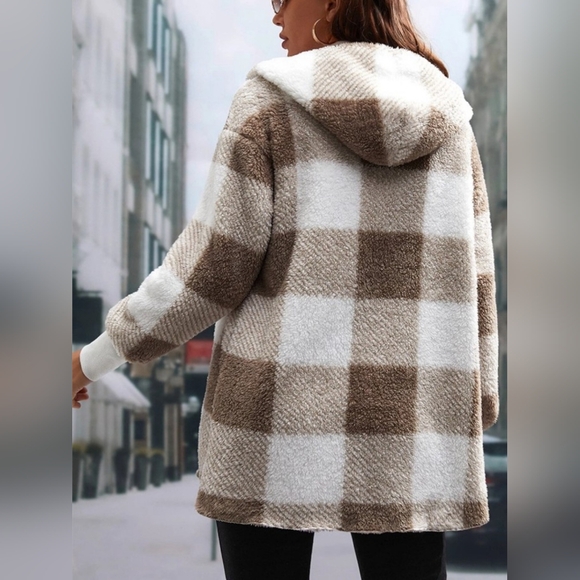 Plaid Long Sleeve Hooded Coat - Picture 2 of 7